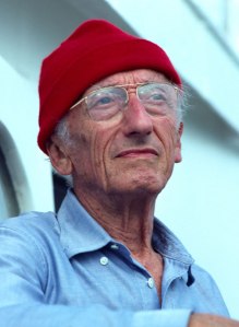 Cousteau, el hombre del gorro rojo
